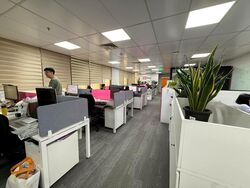 Peninsula Shopping Complex (D6), Office #484092641